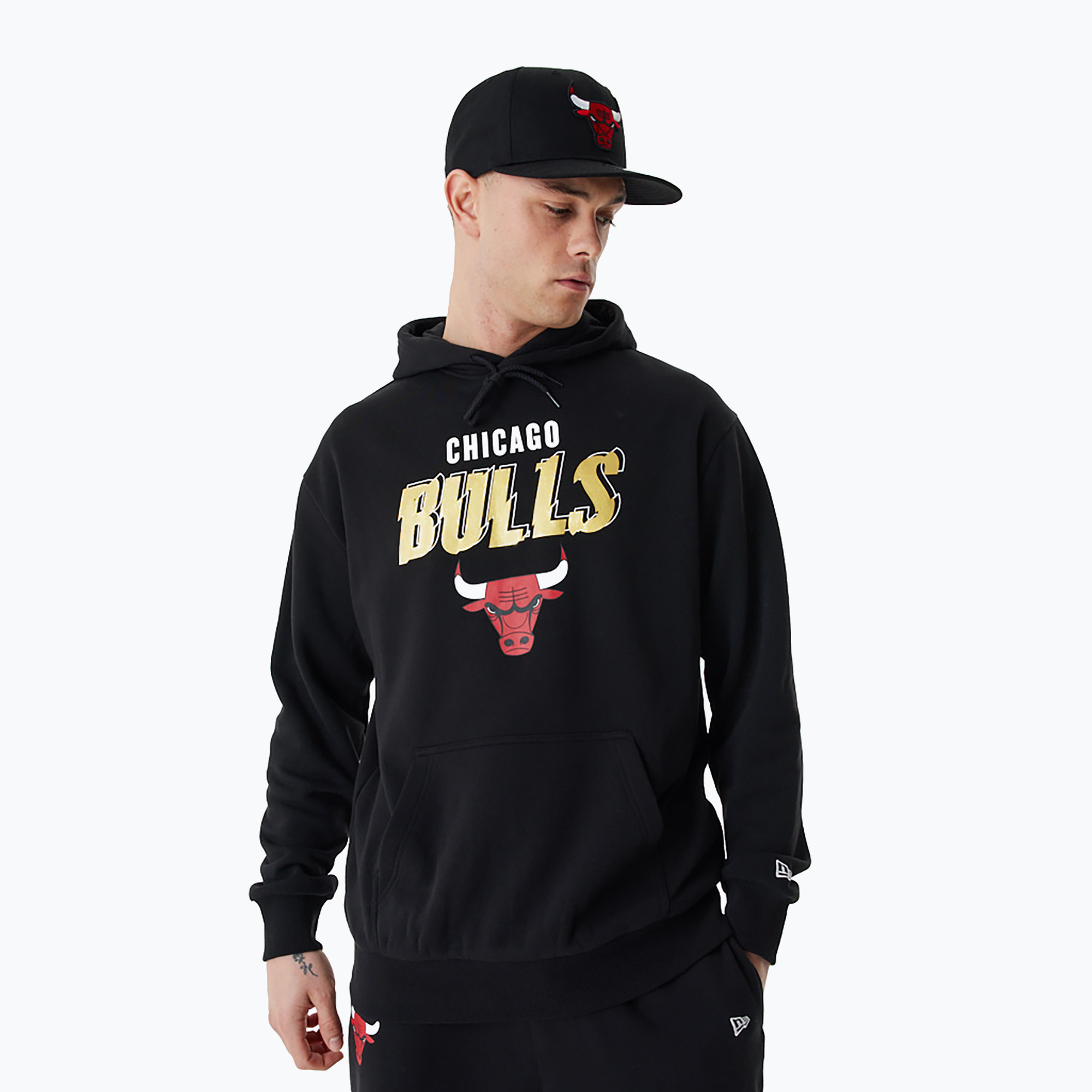 16%-kal olcsóbban.  New Era Team Script OS Hoody Chicago Bulls férfi pulóver fekete