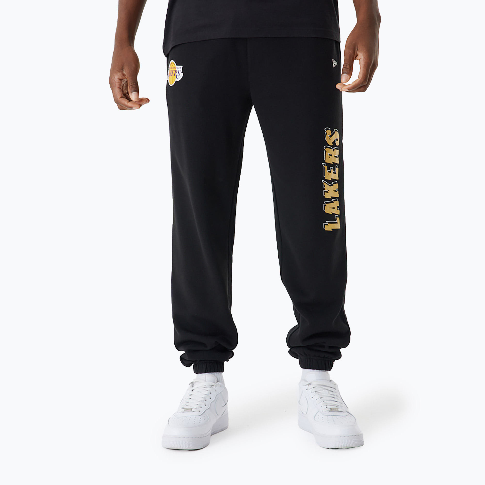 16%-kal olcsóbban.  Férfi nadrág New Era NBA Team Script Jogger Los Angeles Lakers black