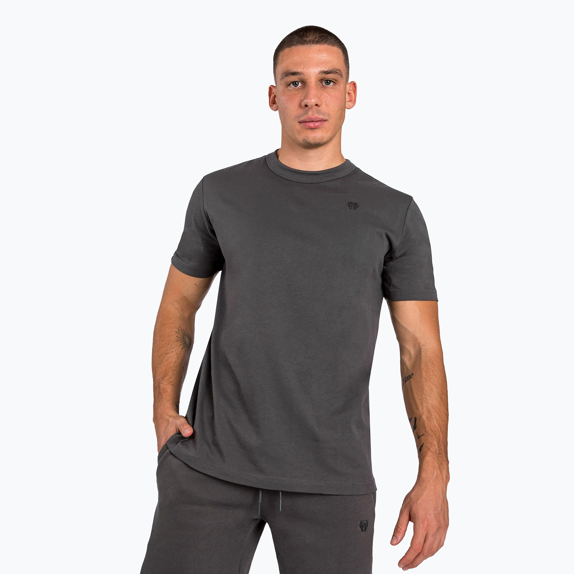 Férfi edzőpóló Venum Silent Power szürke. Méret: XL