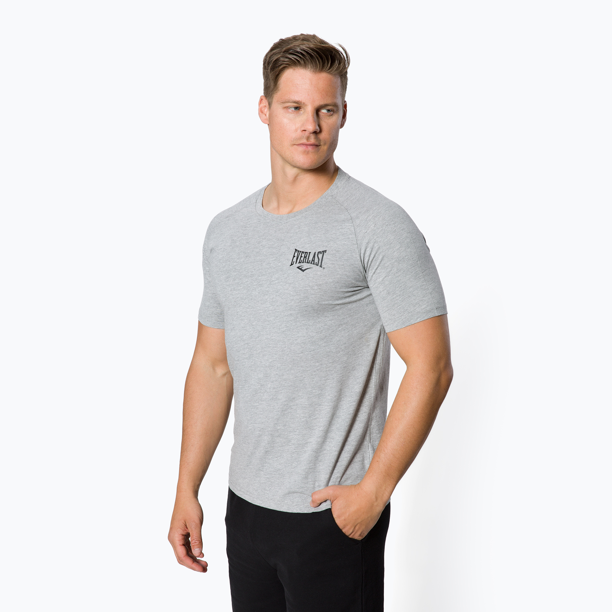 28%-kal olcsóbban.  EVERLAST Shawnee tréning póló szürke 807600-60. Méret: XXL