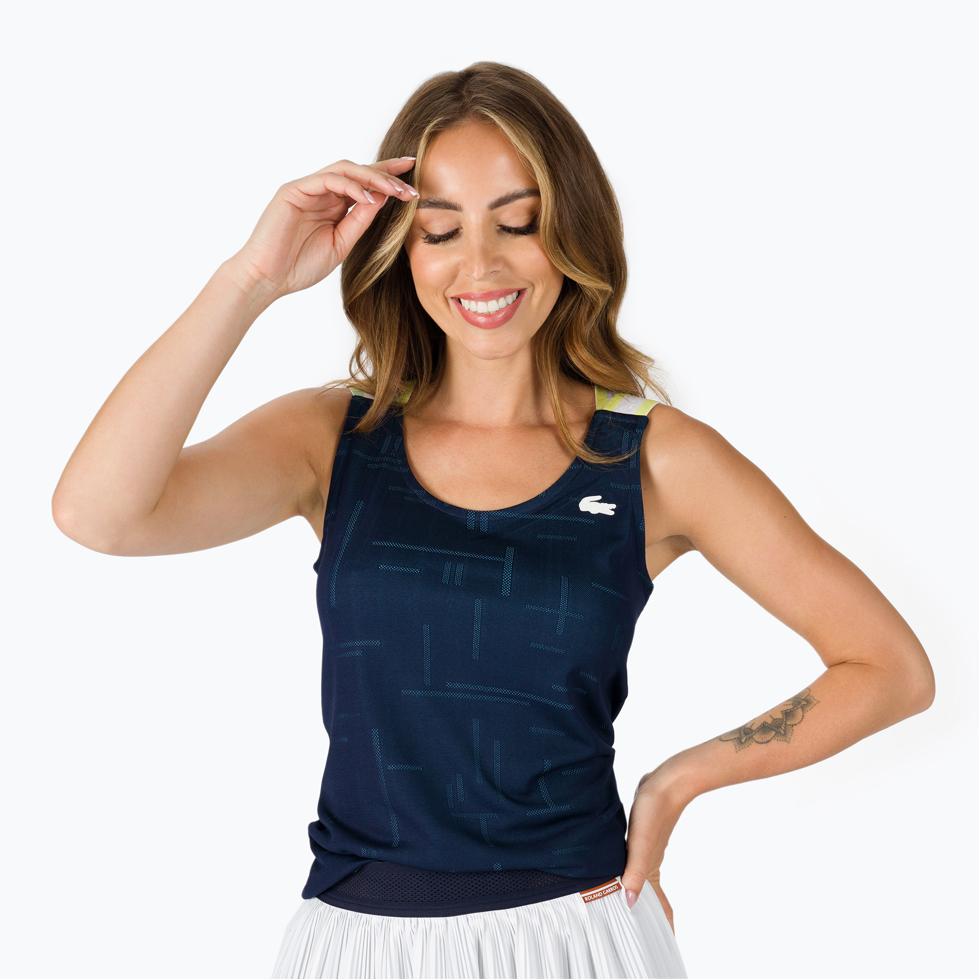 29%-kal olcsóbban.  Lacoste női tenisz póló TF0754 tengerészkék 2HC. Méret: M