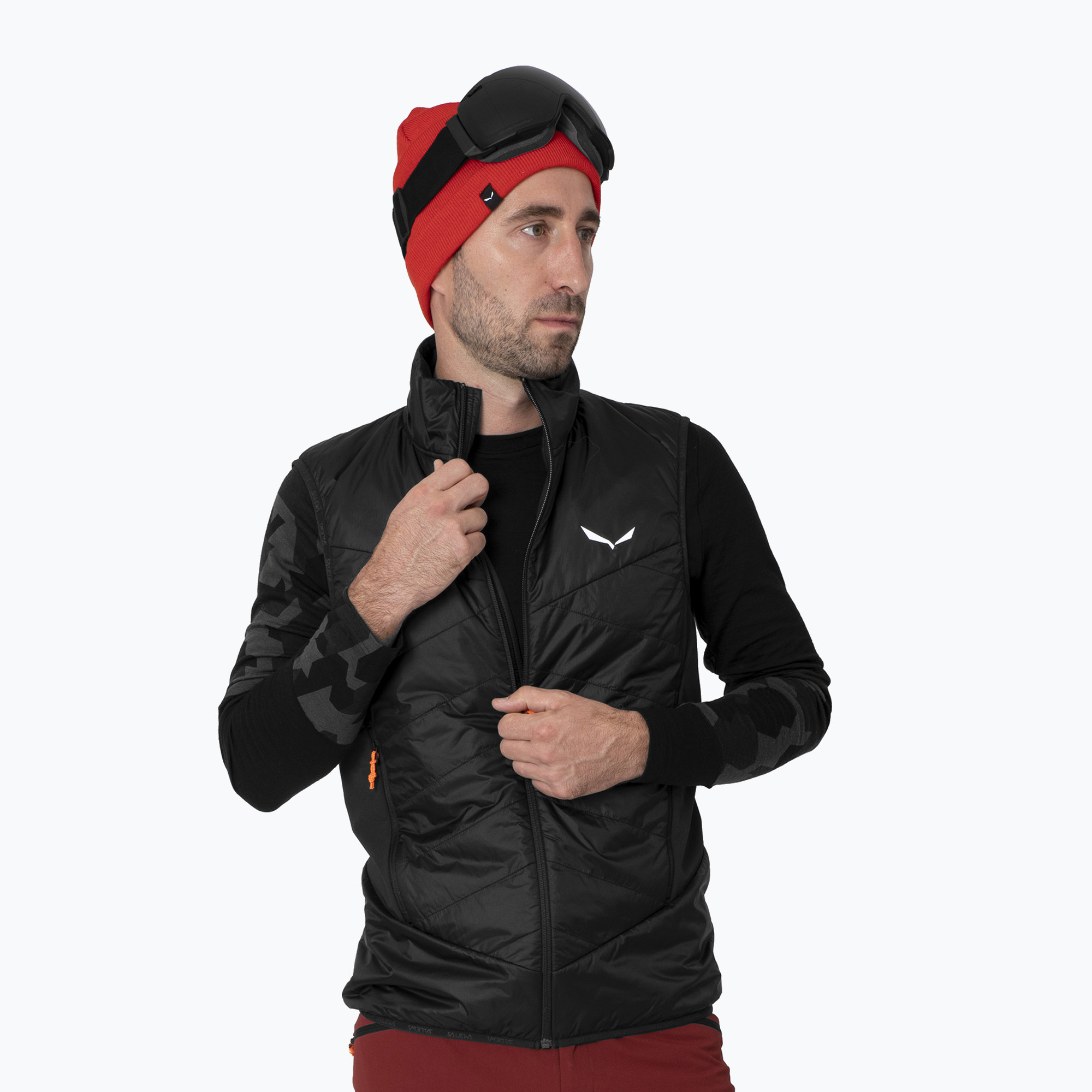 11%-kal olcsóbban.  Férfi Salewa Ortles Hyb Twr black out ujjatlan kabát. Méret: 52/XL