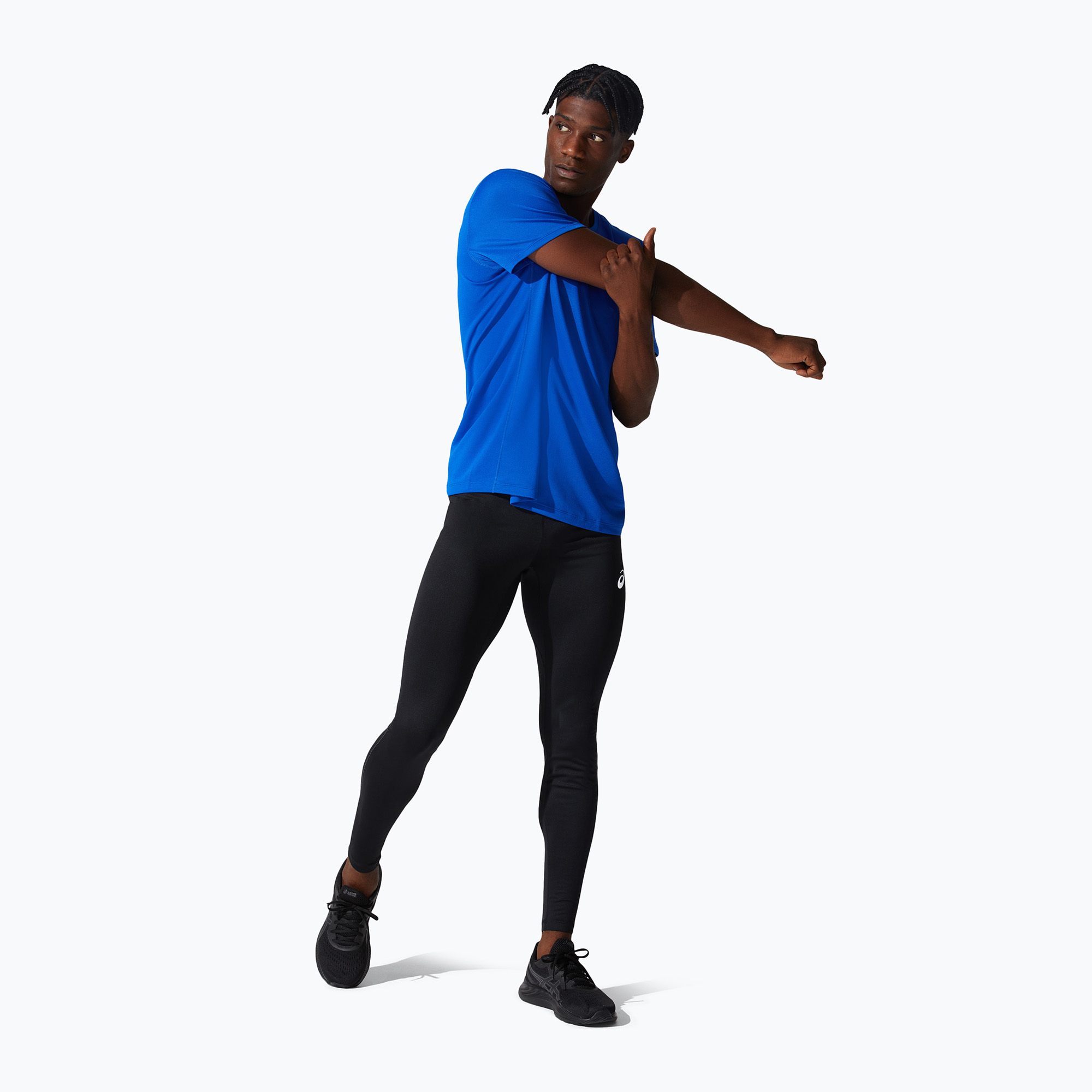 30%-kal olcsóbban.  ASICS Core Tight teljesítmény fekete férfi futó leggings