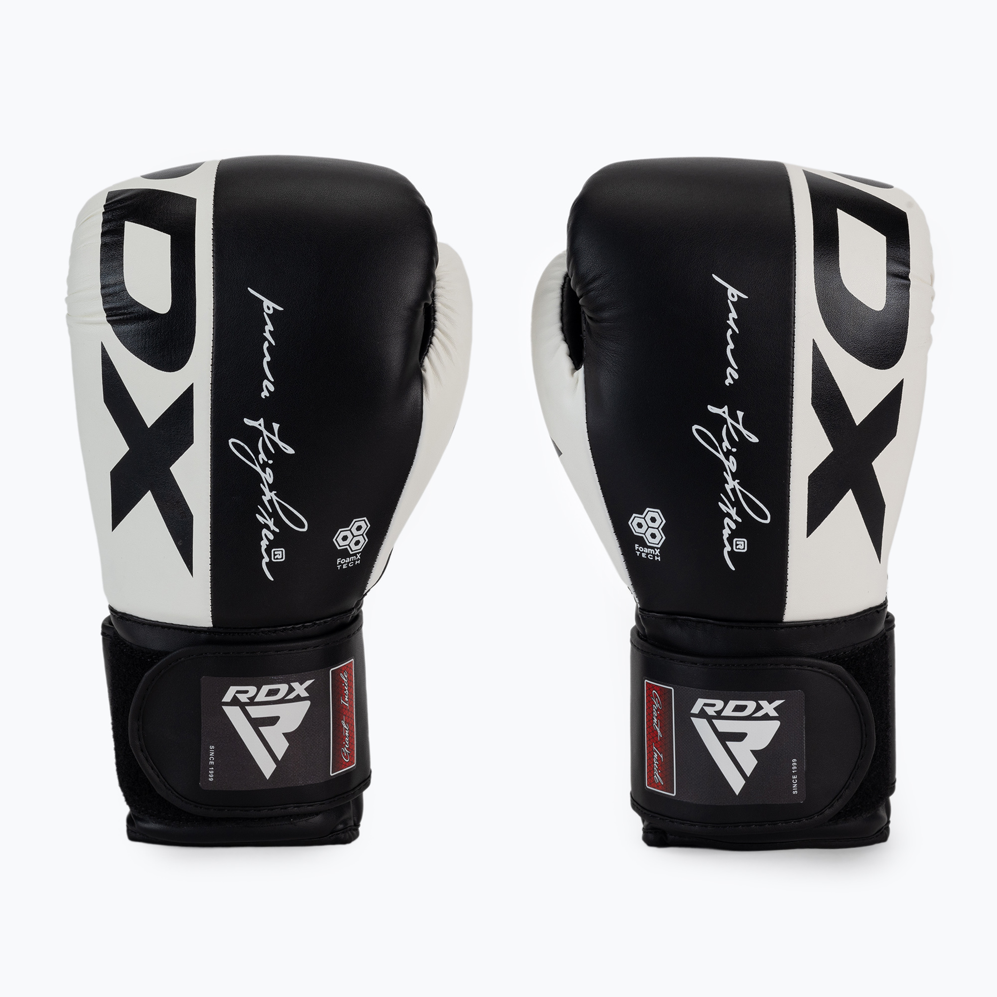 15%-kal olcsóbban.  RDX REX F4 fehér és fekete bokszkesztyű BGR-F4B-10OZ. Méret: 16 oz