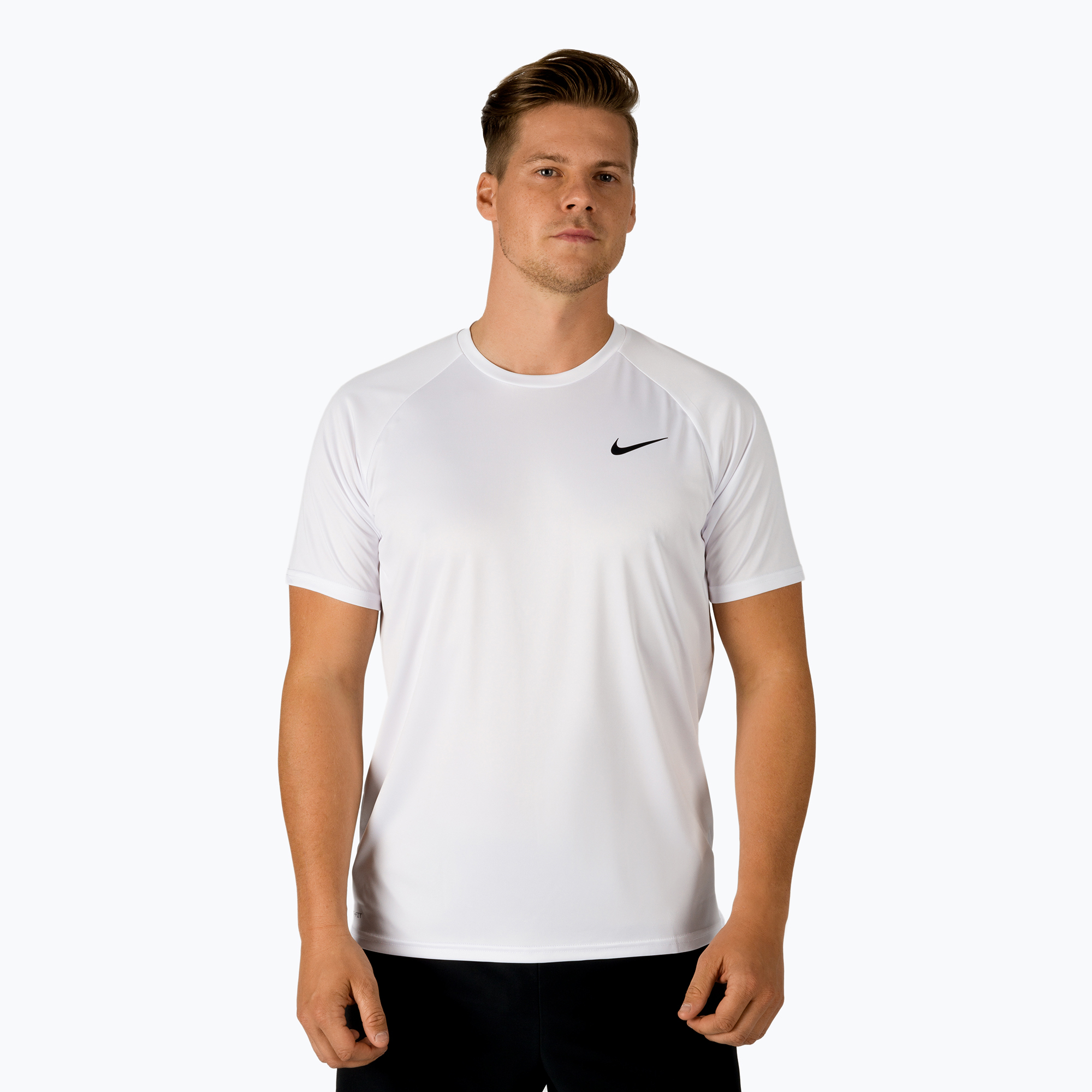 33%-kal olcsóbban.  Férfi Nike Essential edzőpóló fehér NESSA586-100. Méret: XS