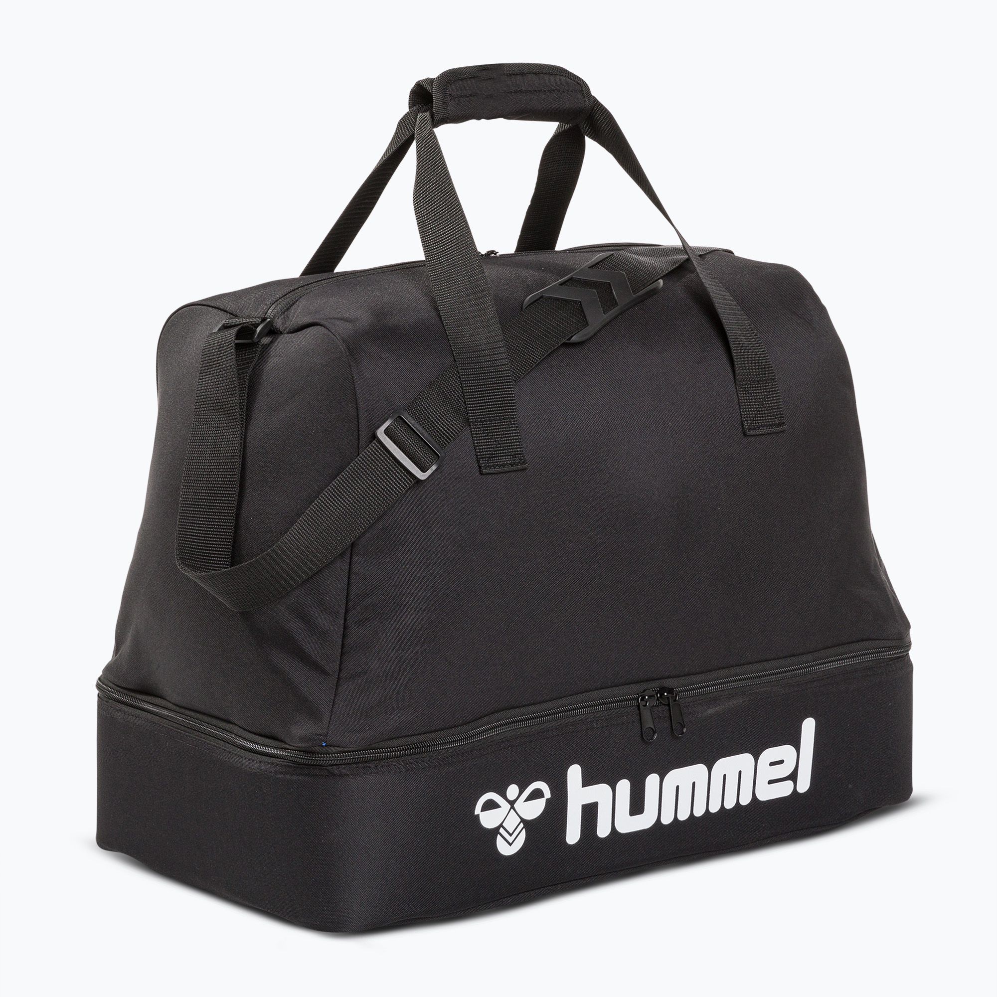 15%-kal olcsóbban.  Hummel Core Football edzőtáska 65 l fekete. Méret: 65 l