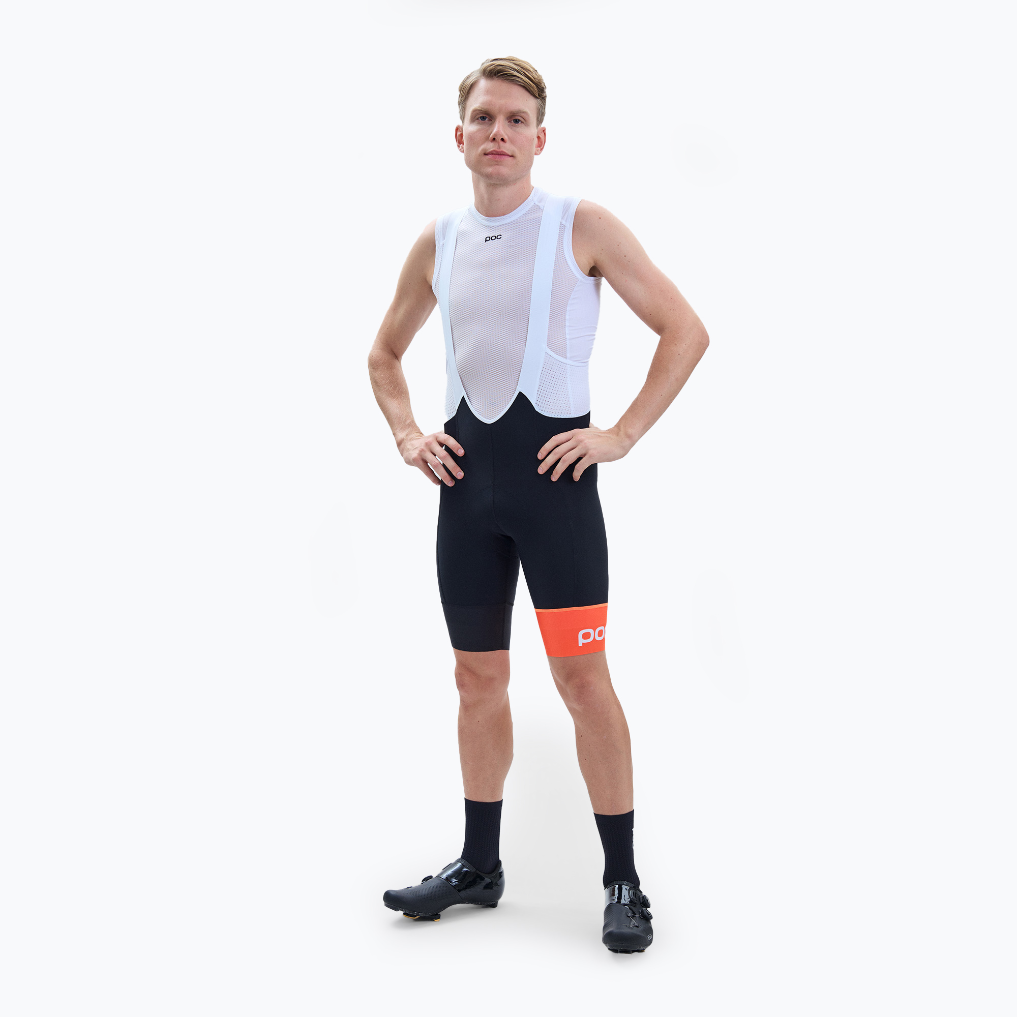 15%-kal olcsóbban.  Férfi kerékpáros rövidnadrág POC Essential Road VPDs Bib Shorts uranium black/hydrogen white. Méret: L