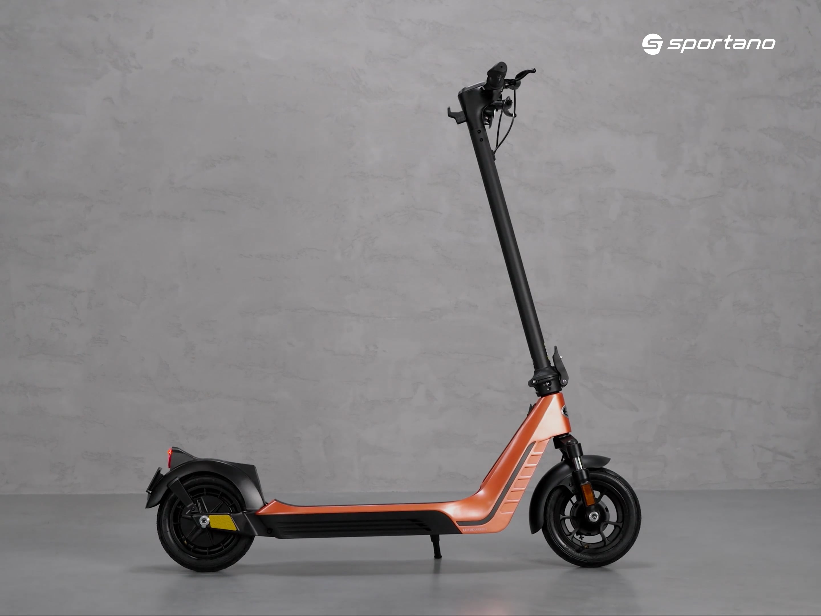 Land Rover LR-F10D elektromos robogó narancs színben