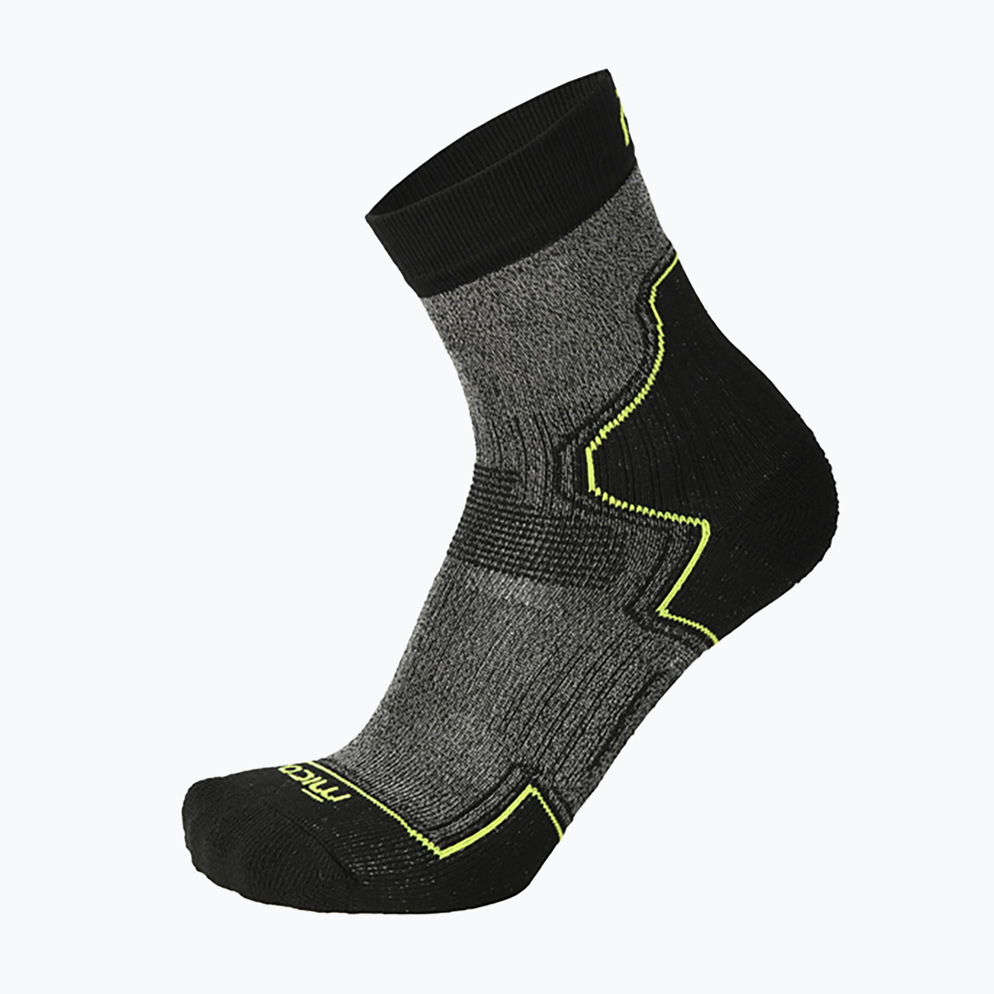 31%-kal olcsóbban.  Mico Light Weight Extra Dry Hike Crew trekking zokni fekete CA03069. Méret: 47-49 EU