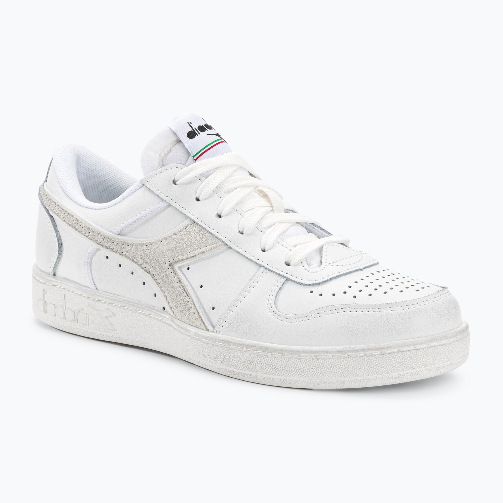 23%-kal olcsóbban.  Diadora Magic Basket Low Icona Leather fehér/fehér cipő