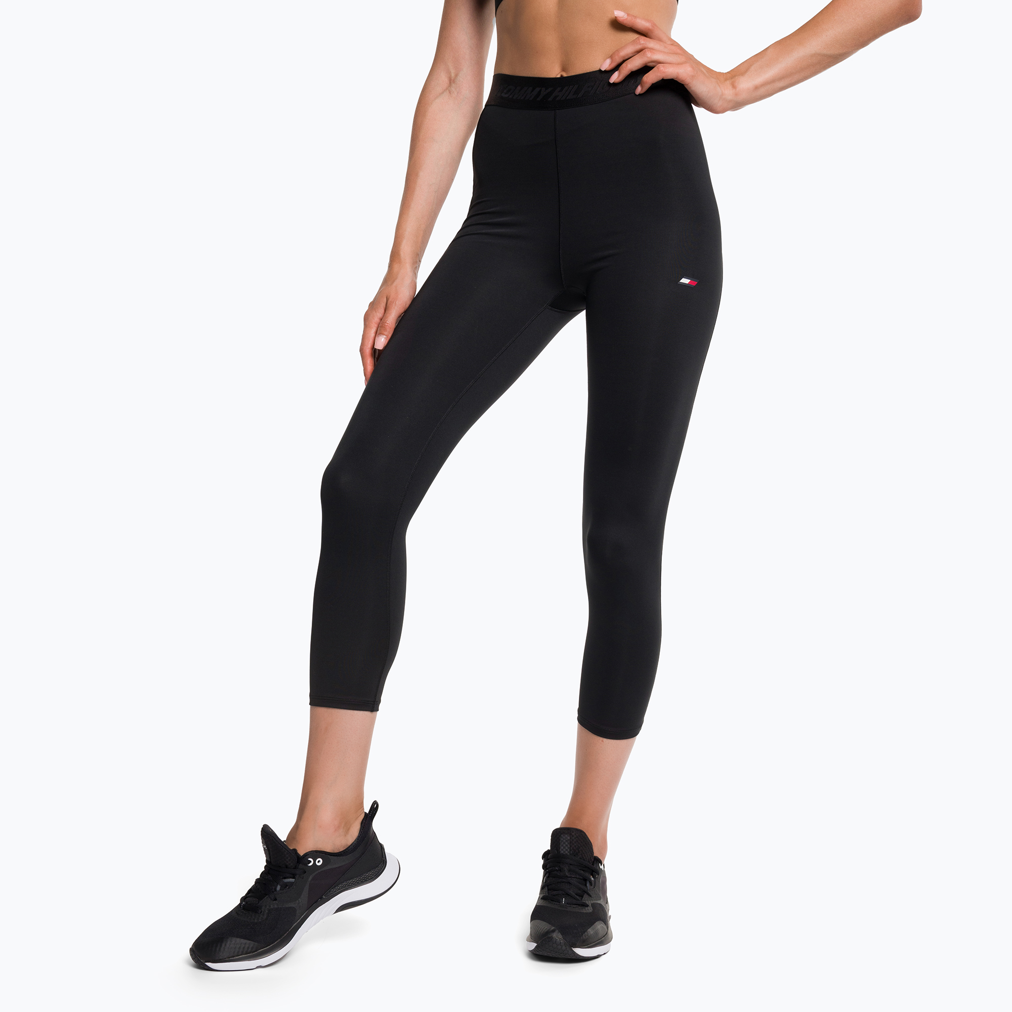 43%-kal olcsóbban.  Női edző leggings Tommy Hilfiger Hw Branded Tape 7/8 fekete. Méret: S