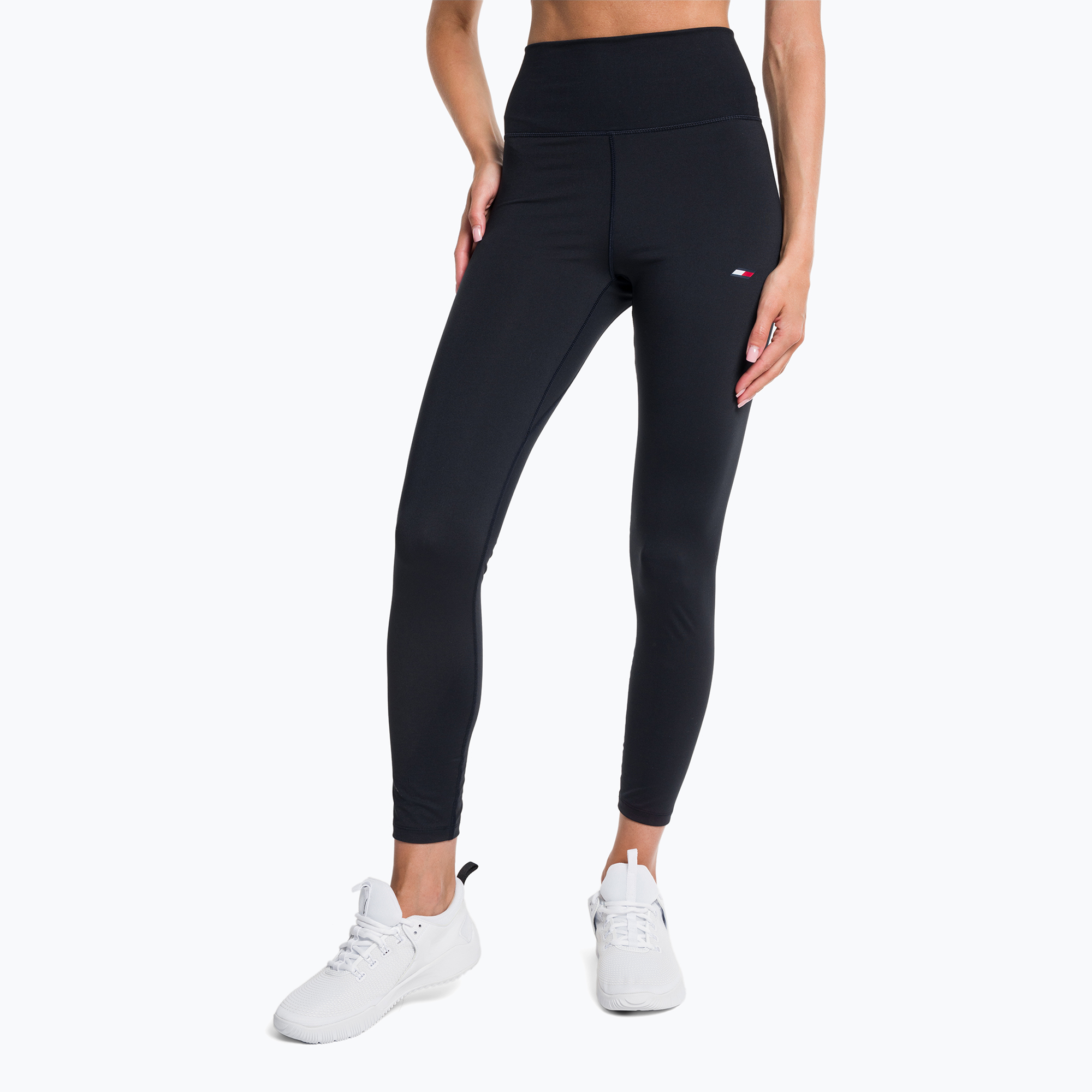 45%-kal olcsóbban.  Tommy Hilfiger női edző leggings Hw Essential 7/8 kék. Méret: M