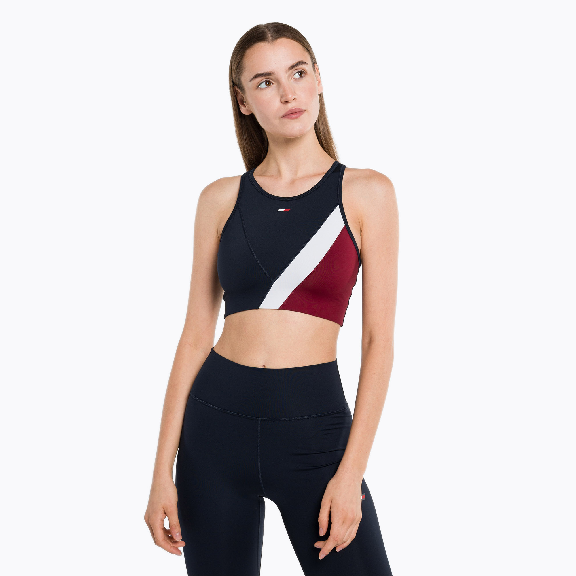 45%-kal olcsóbban.  Tommy Hilfiger Mid Intensity Rwb Colour-Block kék fitness melltartó. Méret: M