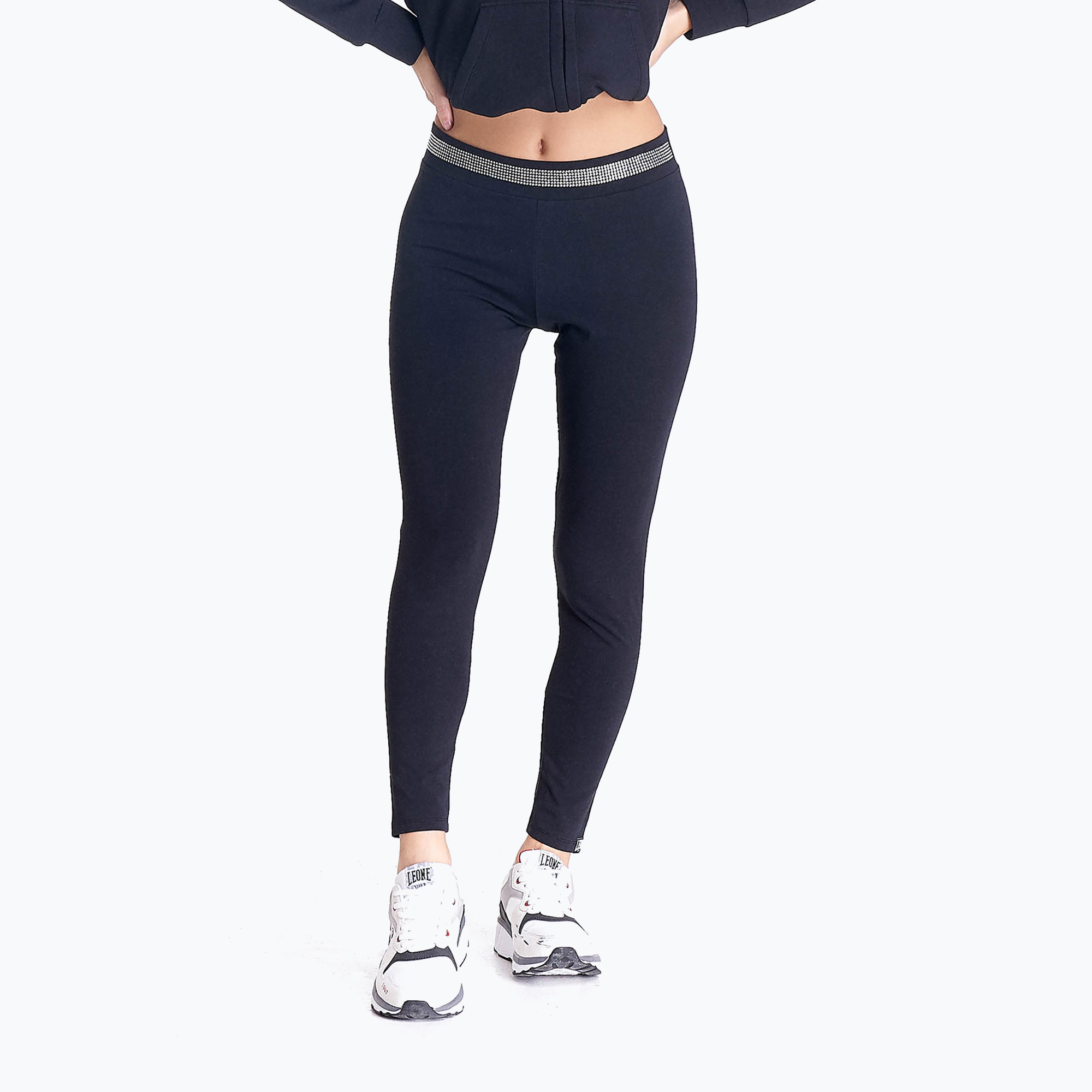 33%-kal olcsóbban.  Női leggings LEONE 1947 Shine On fekete