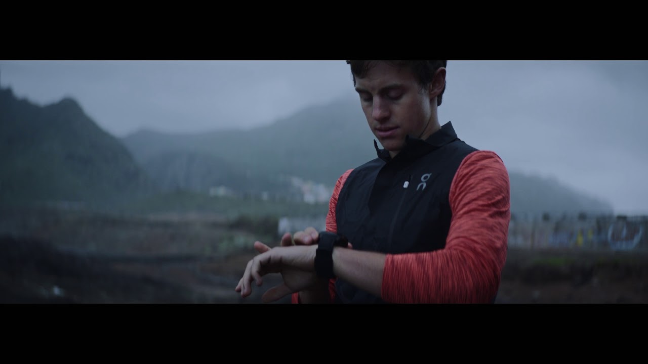 Suunto 9 BARO sportóra fekete SS050019000