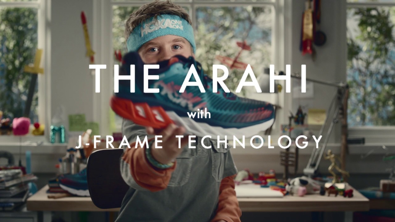 HOKA férfi futócipő Arahi 6 fekete 1123194-BFLM